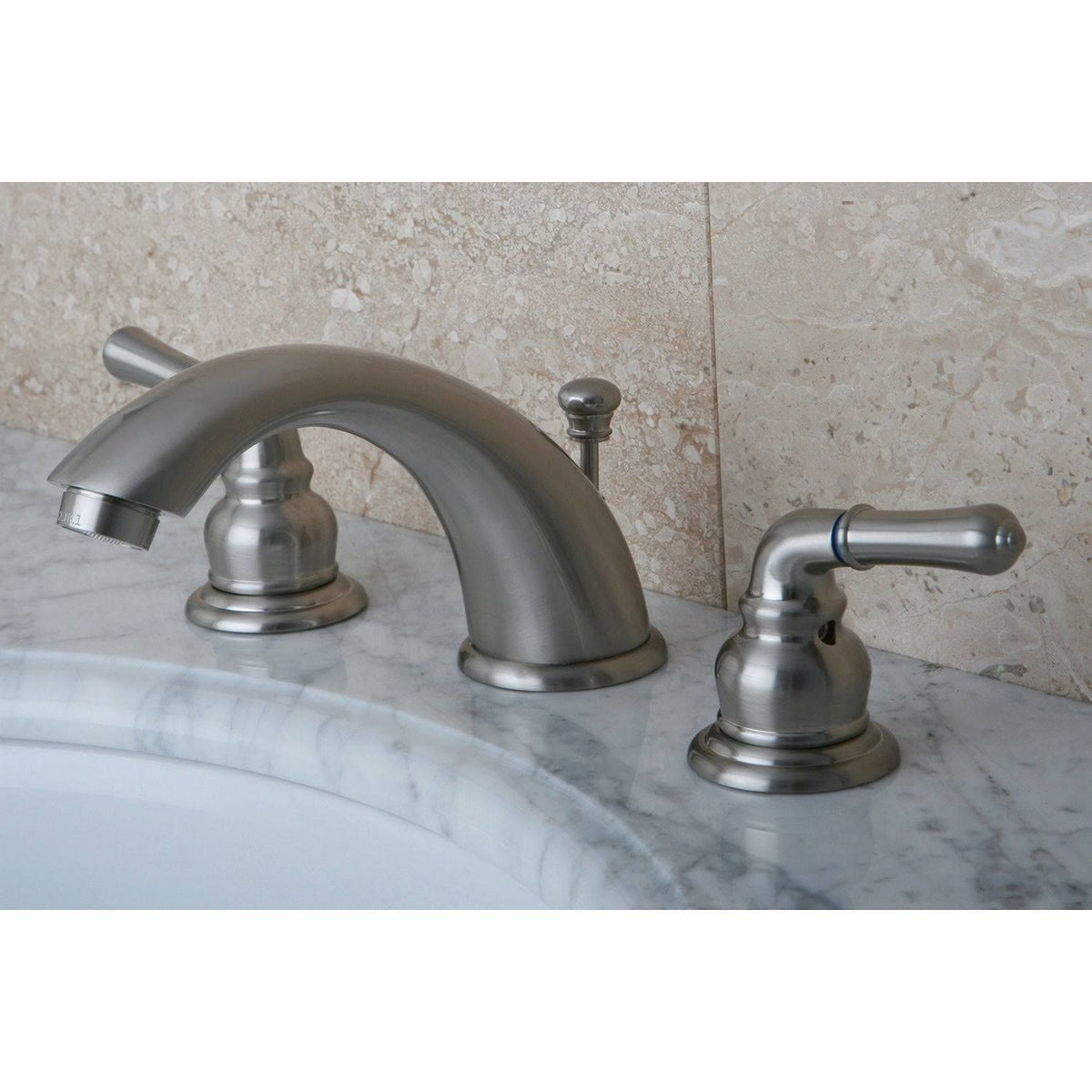 Polished Chrome Widespread Bathroom Faucet O147136