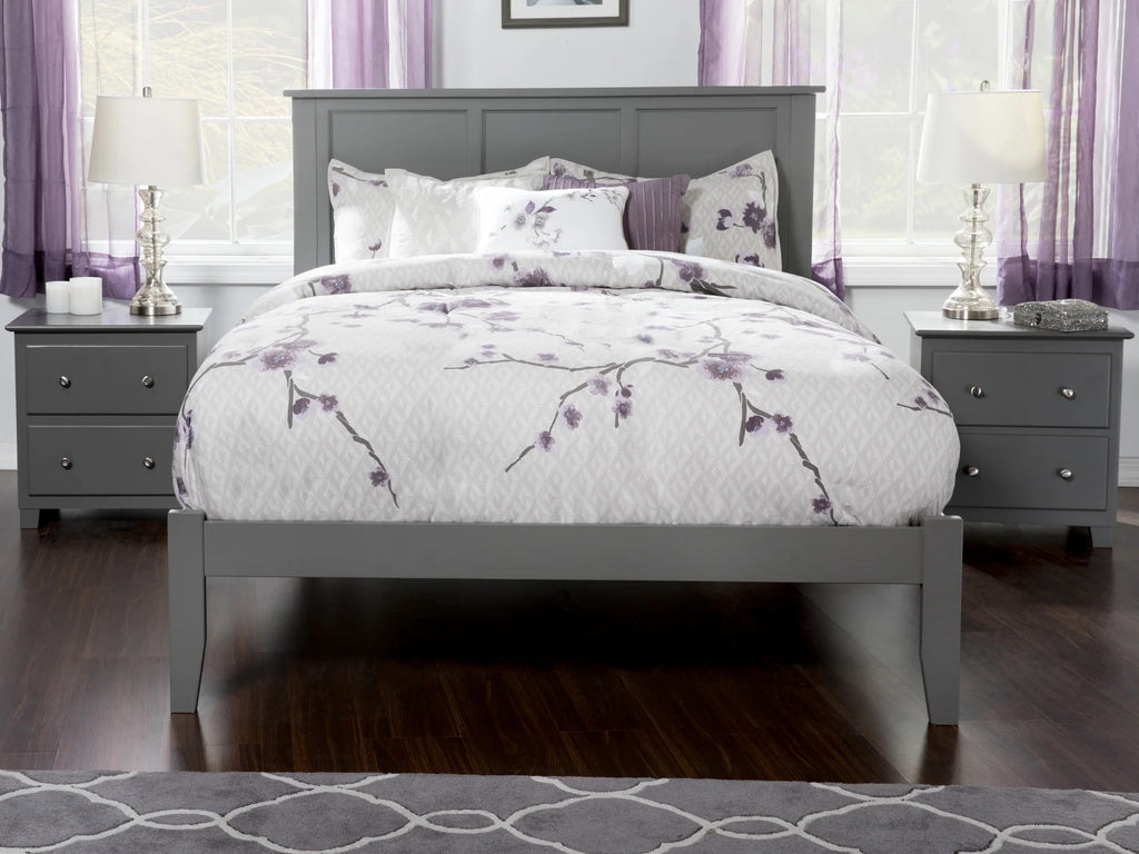 King Solid Wood Platform Bed with Panel Headboard in Grey K738508