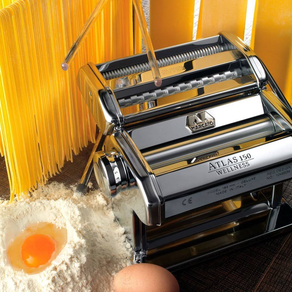 Atlas Pasta Machine with Pasta Cutter F945