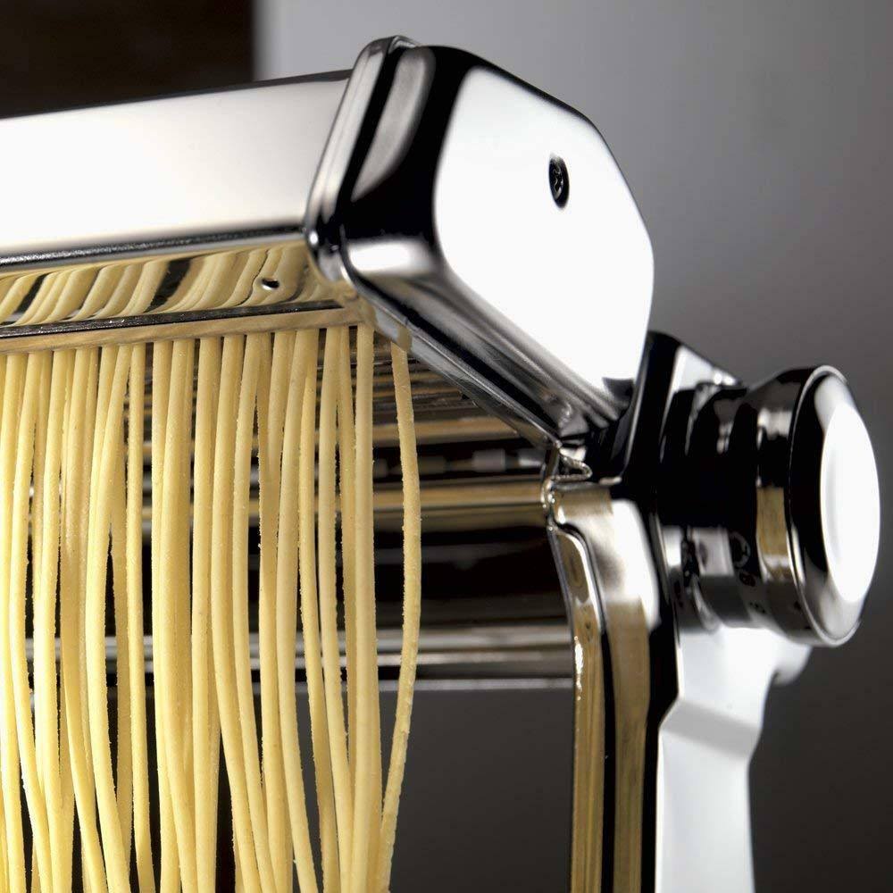 Atlas Pasta Machine with Pasta Cutter F945