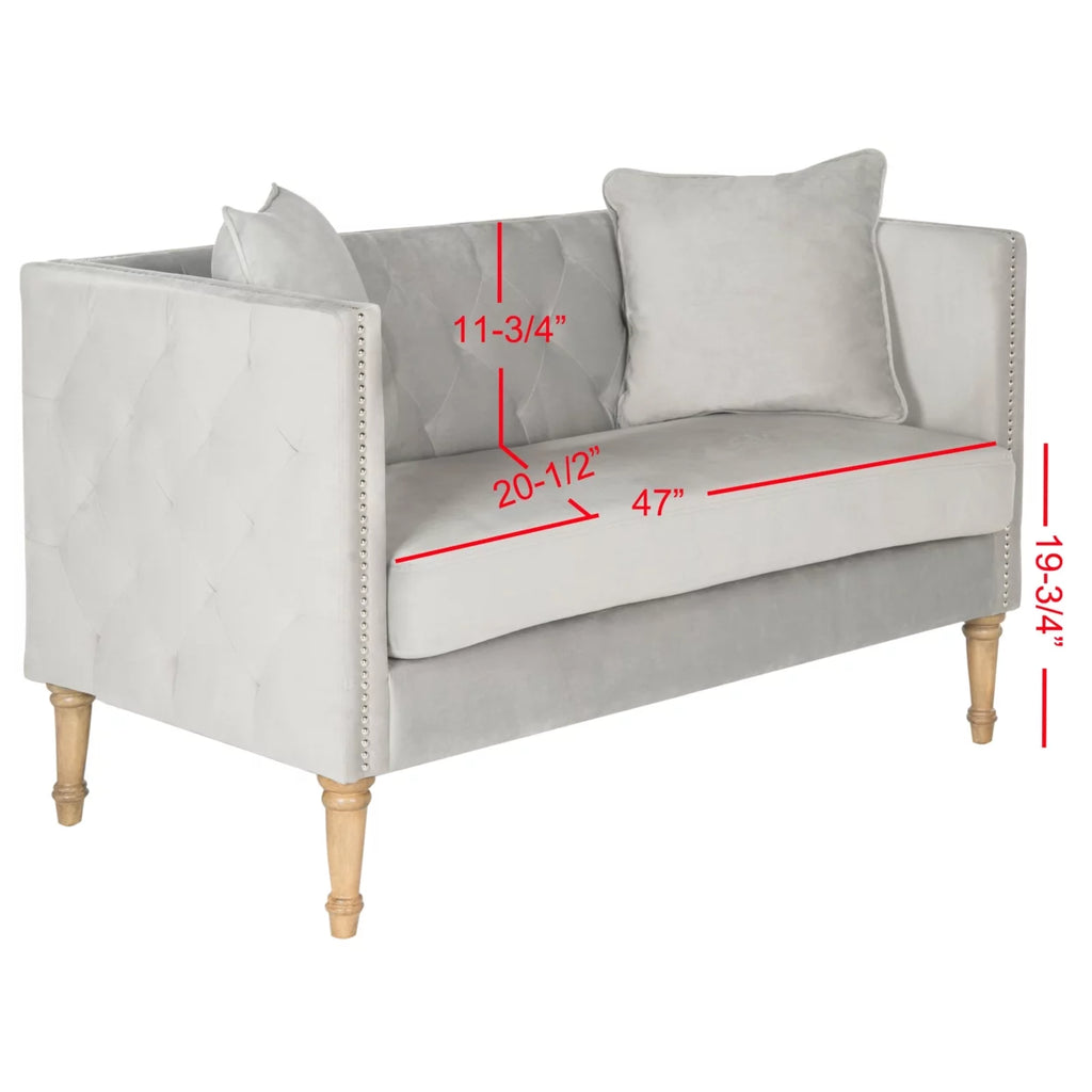 Grey Tufted Settee With Pillows U898878