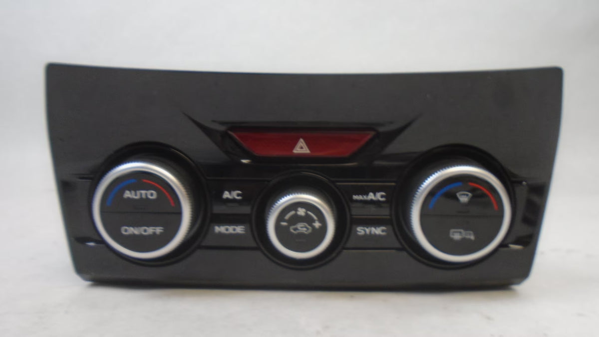 Pre-Owned Subaru Forester Heater AC Temperature Controller S99425