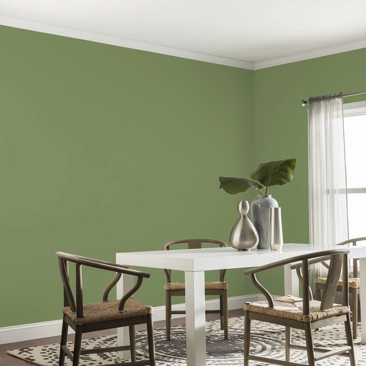 Moss Point Green Eggshell Interior Paint and Primer, 1 Gallon V710