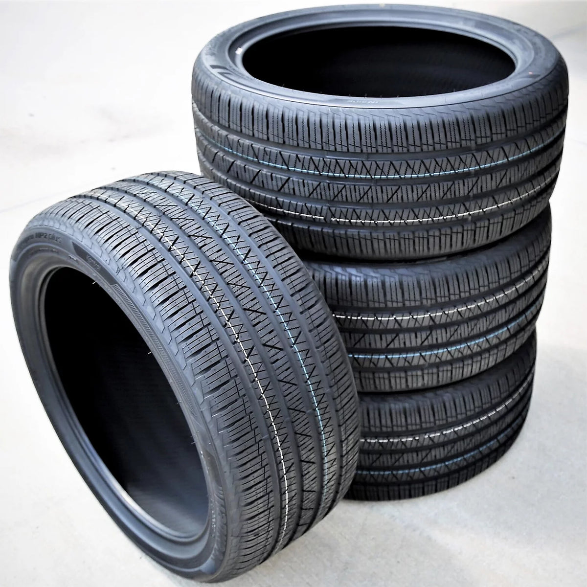 285/40R22 110H XL Performance Tires Q8584