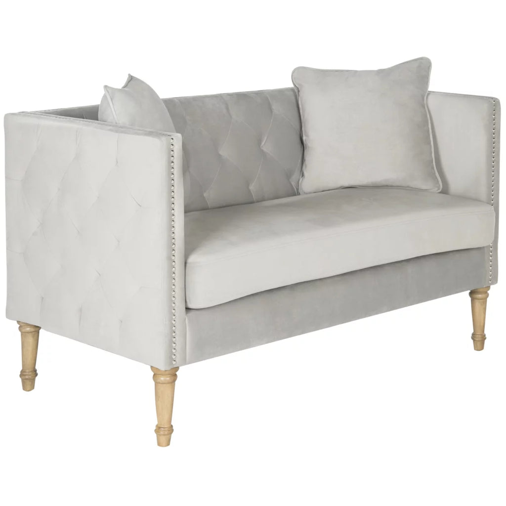 Grey Tufted Settee With Pillows U898878